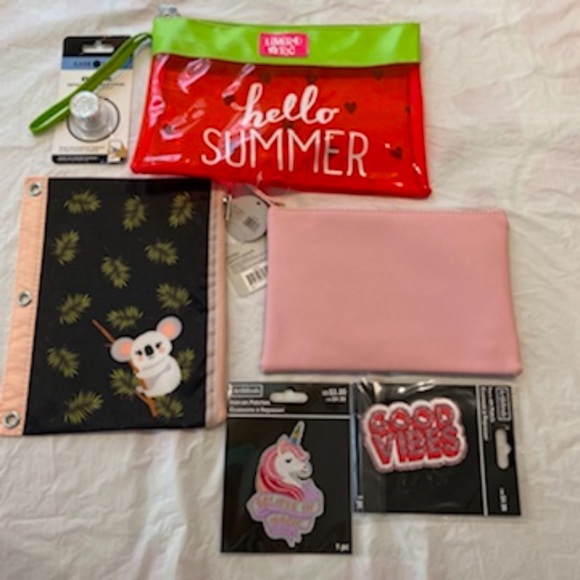 Pencil purse pouches Pop socket Iridescent Patches Unicorn & Good Vibes NWT - Picture 2 of 12